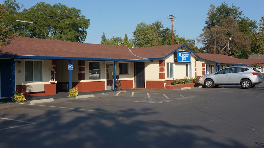 Sycamore Inn - photo 52