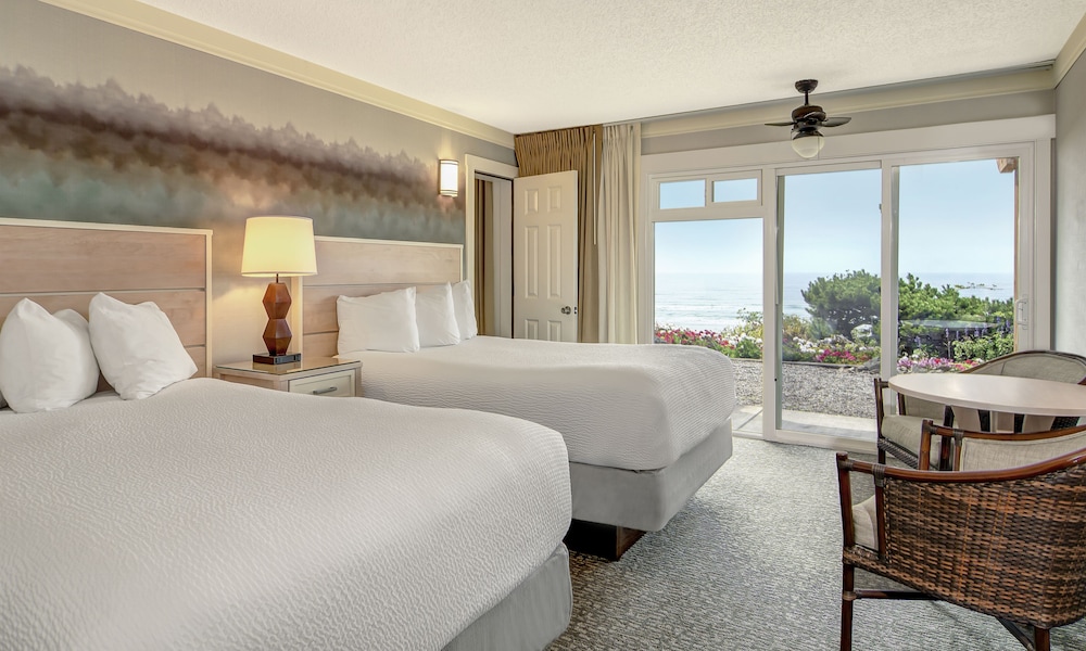 Hallmark Resort Newport - photo 7