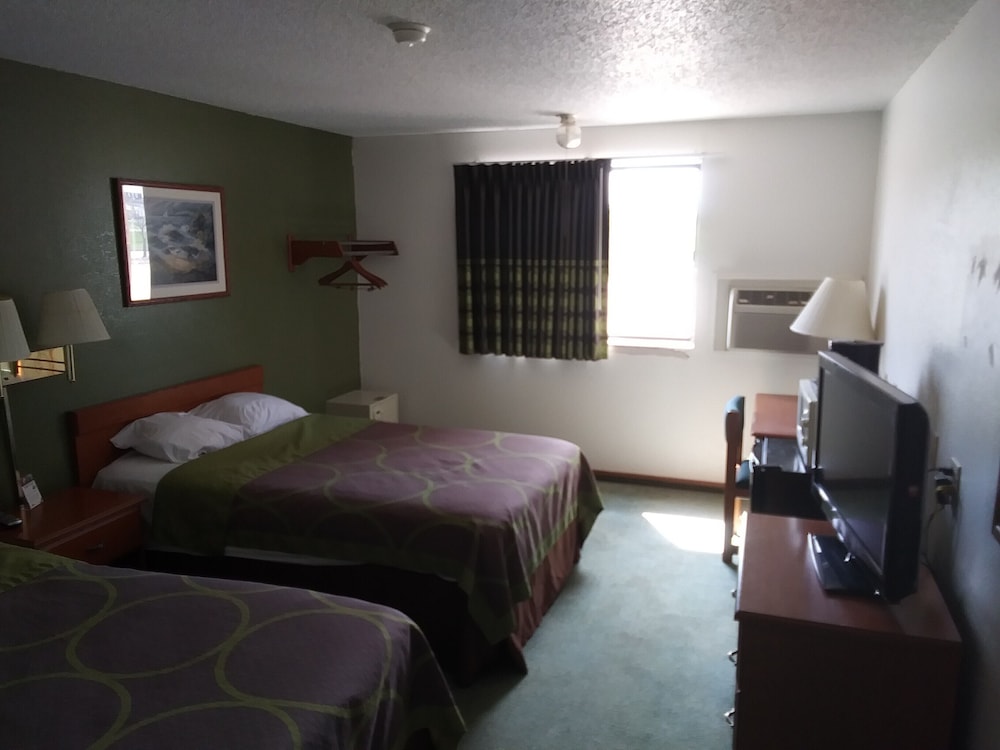 Amerihost Inn & Suites Kingdom City - photo 3