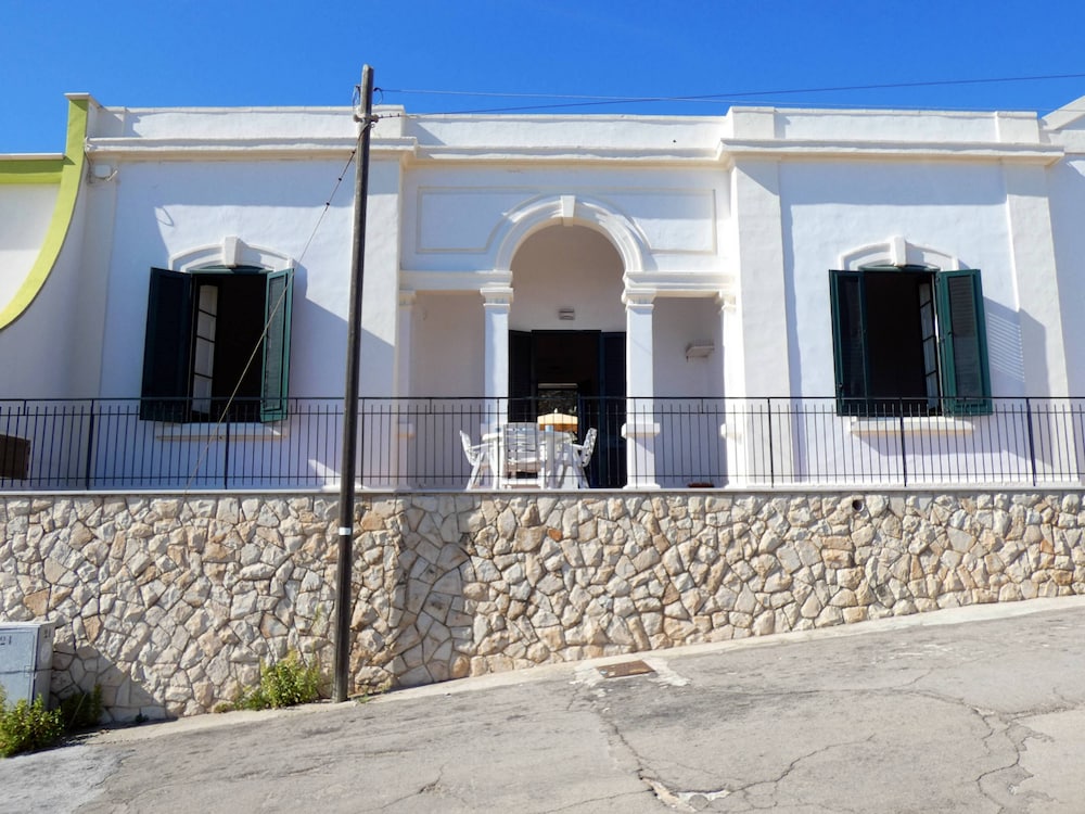 Corte del Mare Dimora Fronte Mare nel Salento — 4-Star Luxury Hotel in Gagliano Del Capo, Italy
