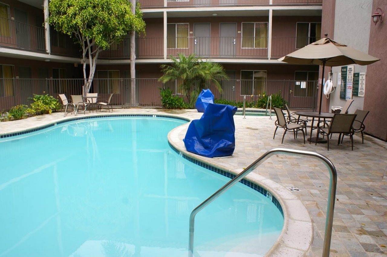 Days Inn and Suites Sea World - photo 8