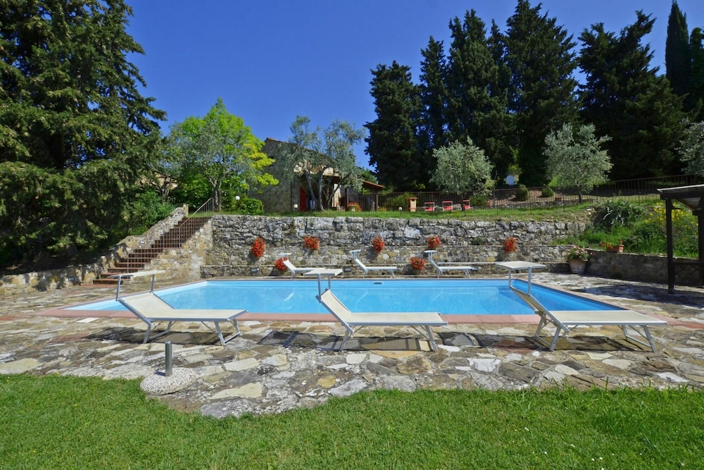 La Badia 1 In Tavarnelle Val Di Pesa — Tavarnelle Val Di Pesa