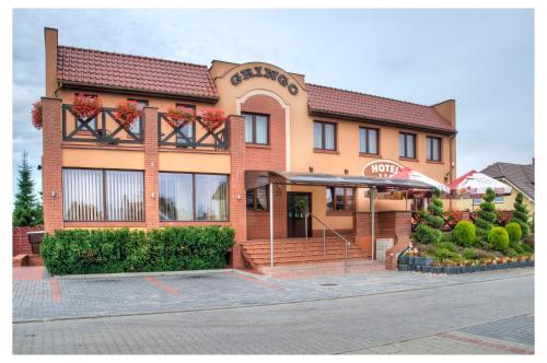 Hotel Gringo — Pila