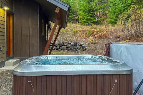 Trailside Lodge — 4-Star Luxury Hotel in Cle Elum, United States