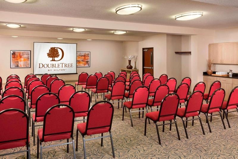DoubleTree by Hilton Hotel Vancouver - photo 6