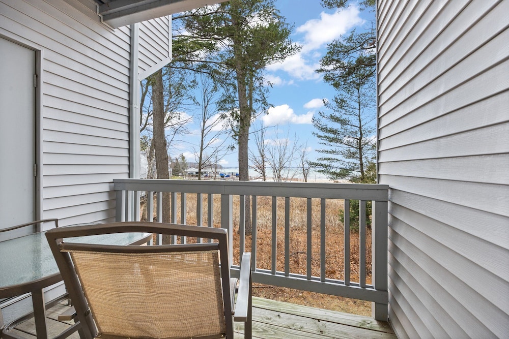 The Shores Resort - photo 25