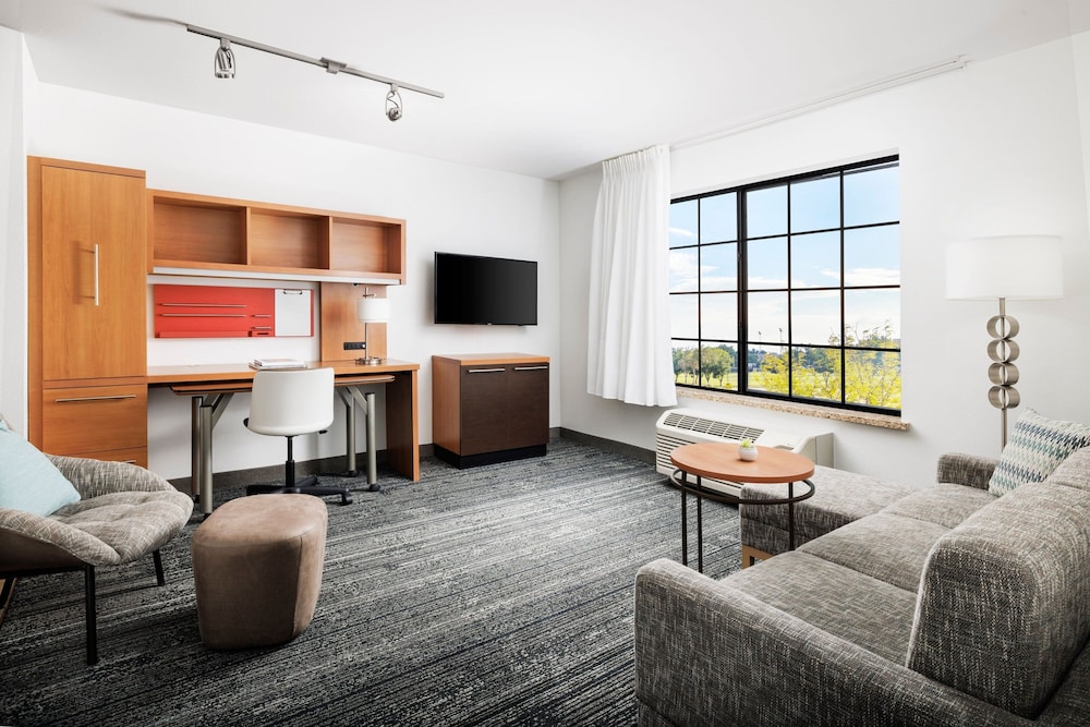 TownePlace Suites Roswell - photo 28