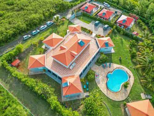 VILLA de standing POM KANEL vue mer piscine — 4-Star Luxury Hotel in Le Vauclin, Martinique