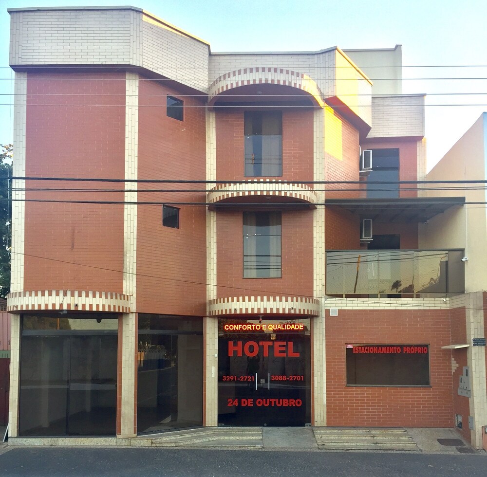 Hotel 24 De Outubro in Goiania, Brasil