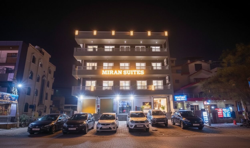 Miran Hotel & Suites Mathura Road in Faridabad, India