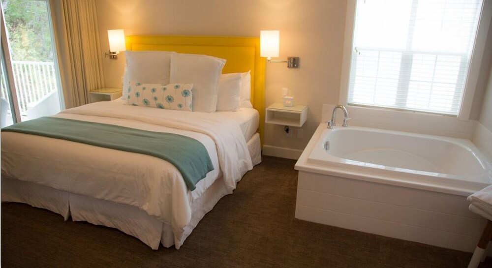 Lithia Springs Resort - photo 7