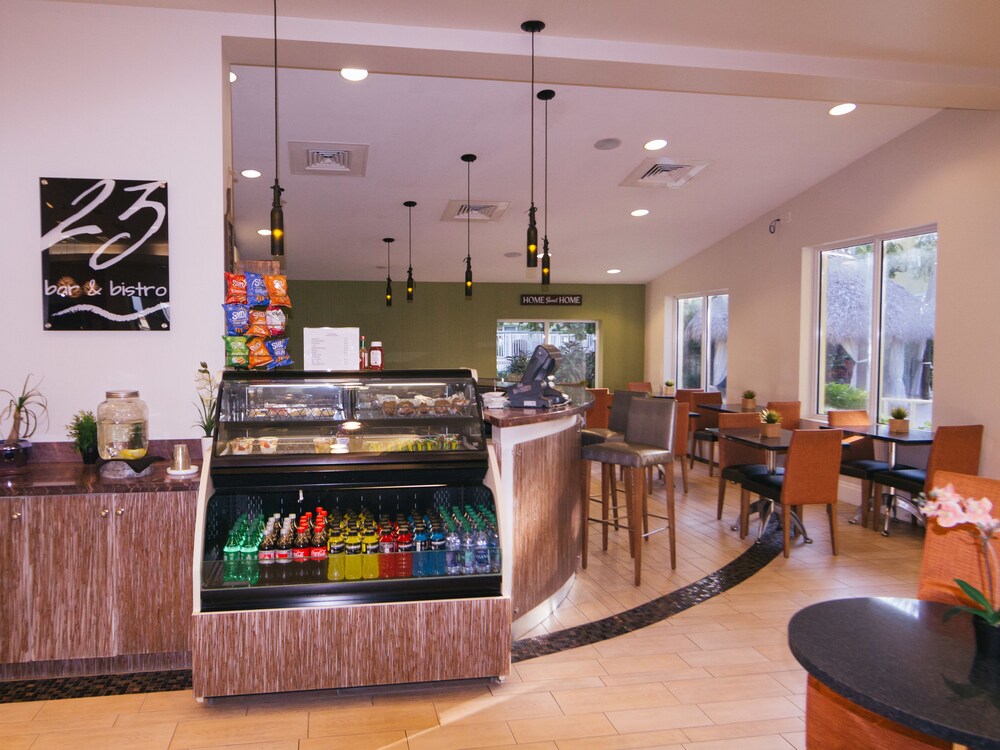 Miami Lakes Hotel and Golf - photo 33