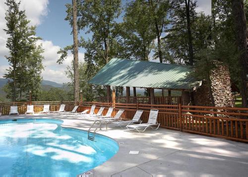 A Rustic Elegance #4 — Sevierville — photo 3