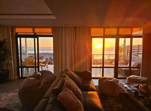 Eden Paradise Penthouse Eden on the Bay — 4-Star Luxury Hotel in Cape Town, South Africa