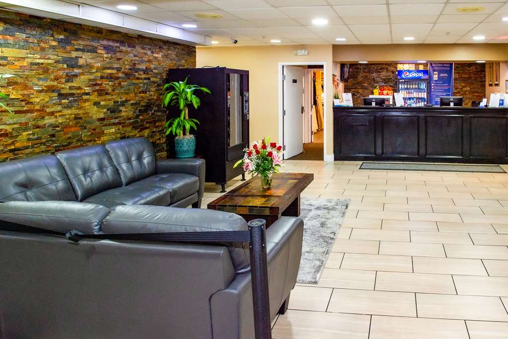 Rodeway Inn Central Colorado Springs - photo 4