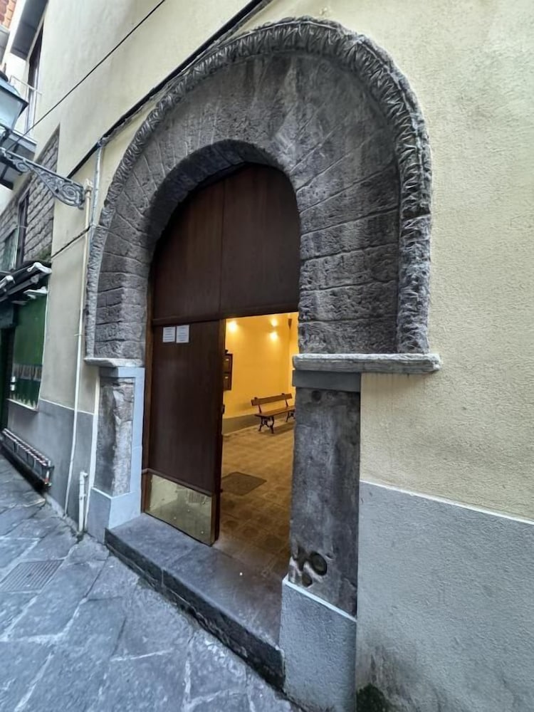 Casa Fuoro — 4-Star Luxury Hotel in Sorrento, Italy