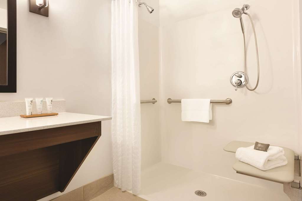 Country Inn & Suites by Radisson Greensboro NC - photo 14