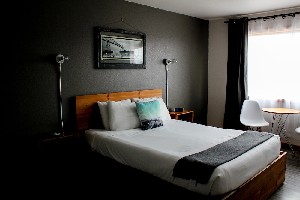 Adrift Hotel - photo 9