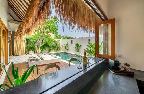 2min Beach Atlas Finns Canggu in Canggu, Indonesia