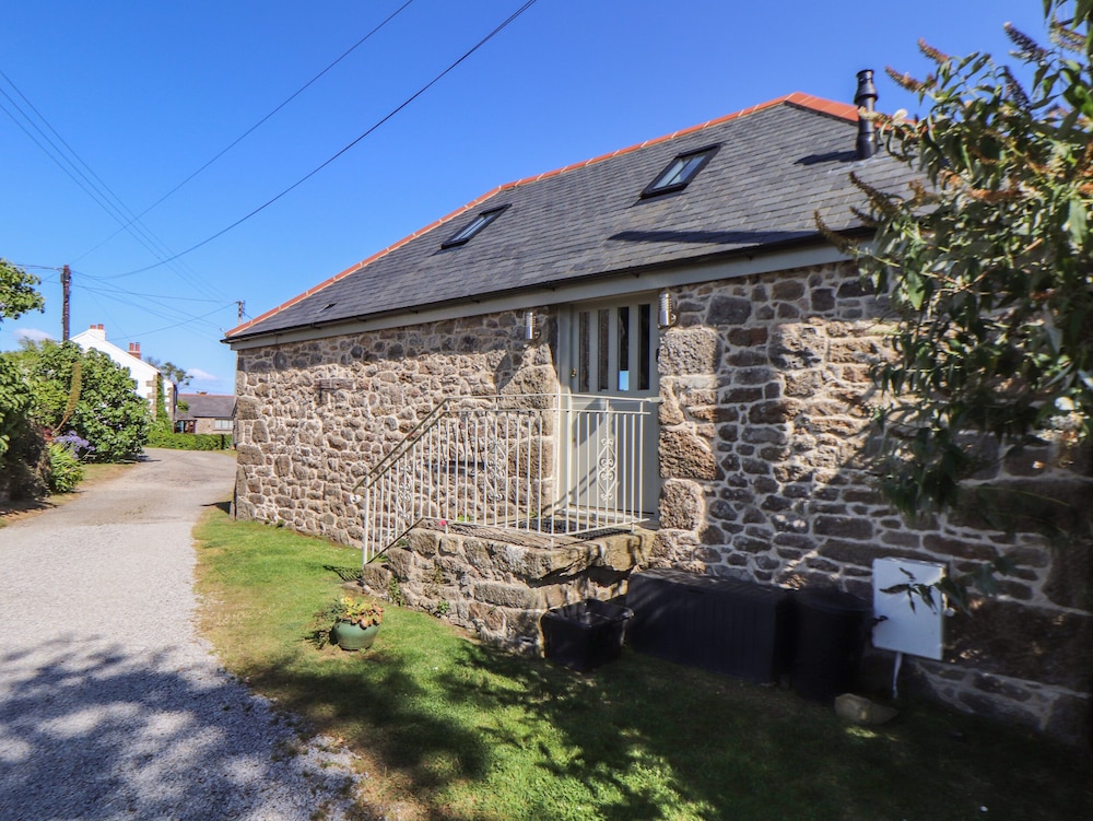 The Old Byre — 4-Star Luxury Hotel in Falmouth, United Kingdom