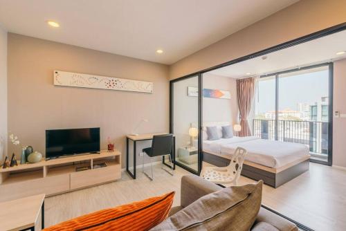 Modern Condo in Nimman by Pimolplace — 4-Star Luxury Hotel in Chiang Mai, Thailand