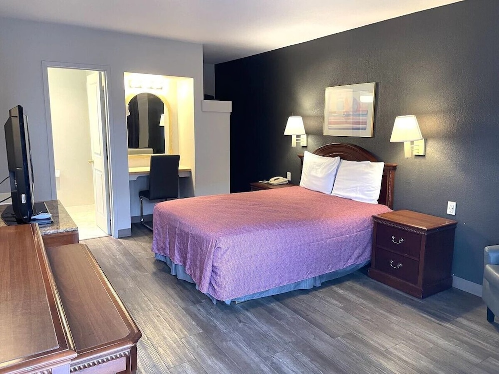 Downtown Inn - photo 15