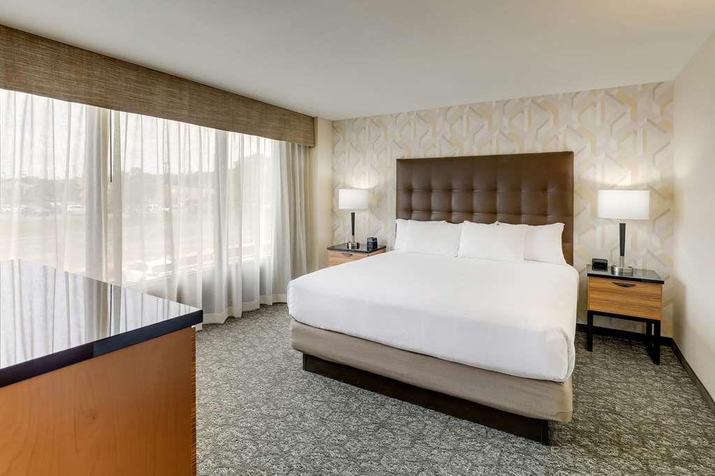 Drury Inn & Suites Birmingham Lakeshore Drive - photo 15