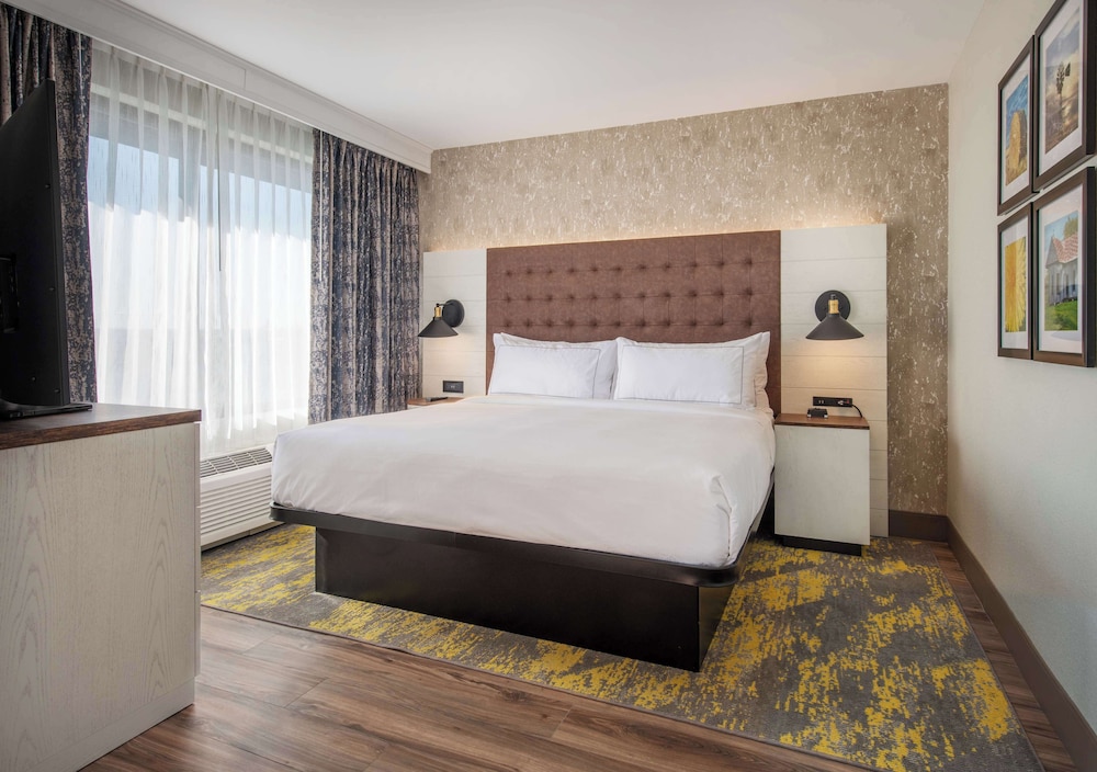 Doubletree by Hilton Monroe Township Cranbury - photo 9