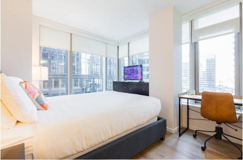 Chic Apt Seaport with Pool — 4-Star Luxury Hotel in Boston, United States