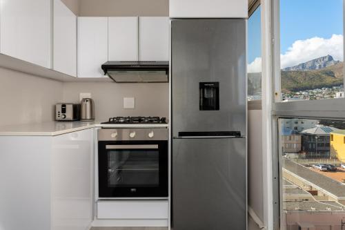 Stylish Sea Point Apartment