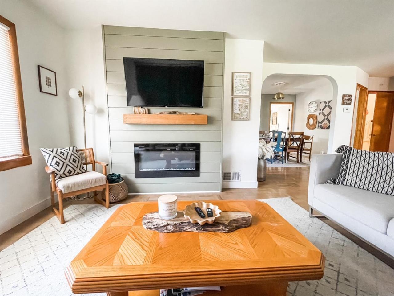 Bluebird Day Pilot Butte Pad - last minute hotel in Bend
