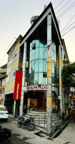 Pr Palace - carbon neutral hotel in Lucknow