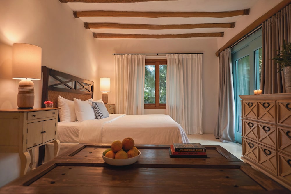 Ser Casasandra Boutique Hotel