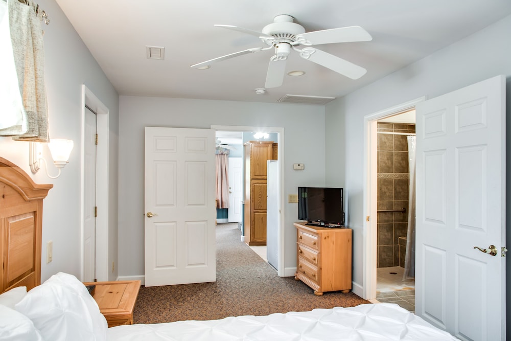Boxwood Lodge - photo 36