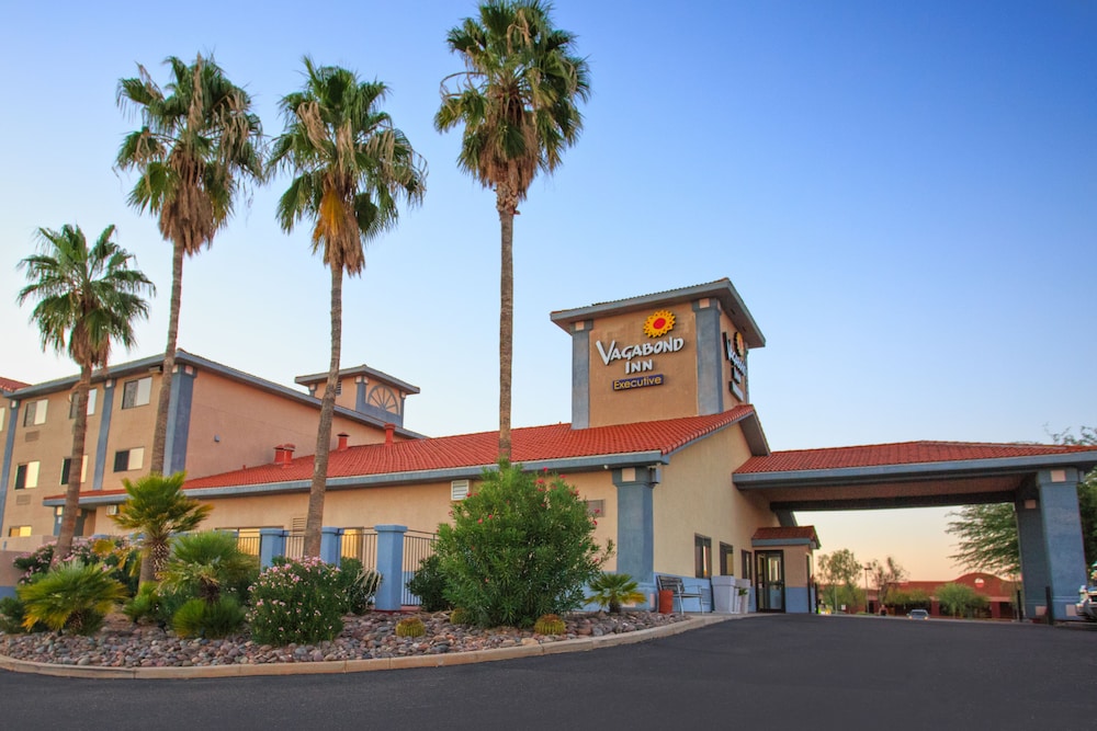 Vagabond Inn Executive Green Valley - photo 28