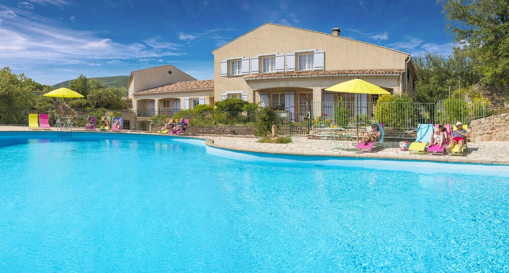 Hôtel Les Hauts de Mourèze — hotel in Bedarieux