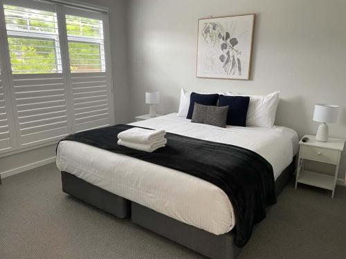 21 On Court in Mudgee, Australia