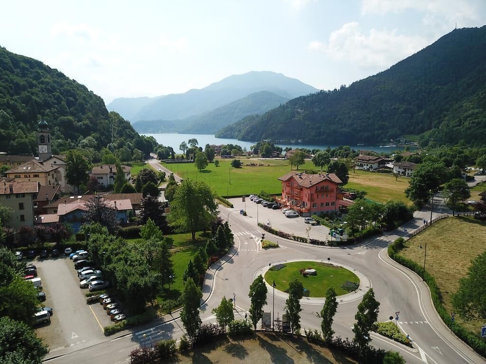 Albergo Pieve — hotel in Pieve Di Ledro