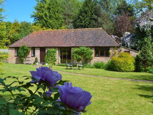 Ivy Cottage — 4-Star Luxury Hotel in Sandhurst, United Kingdom