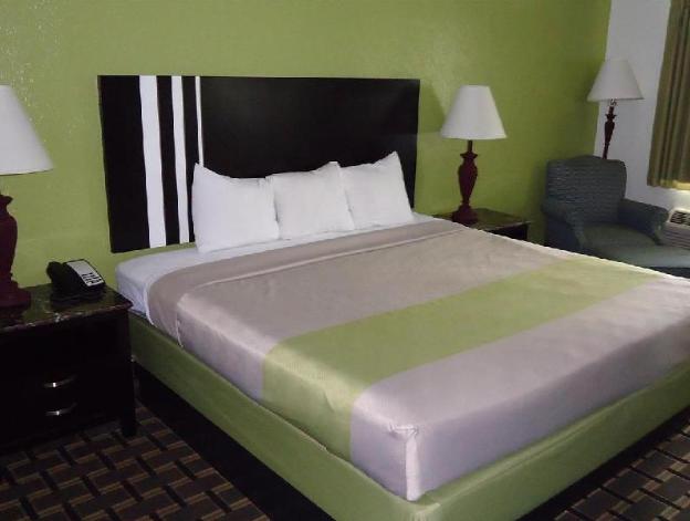 Travelodge By Wyndham Lafayette - photo 19