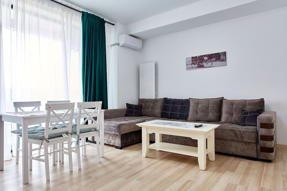 Apartamente Papaya in Navodari, Romania