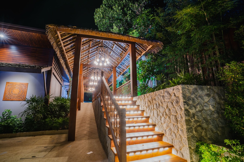 Malabar Pool Villa Phuket — Ratsada — photo 2