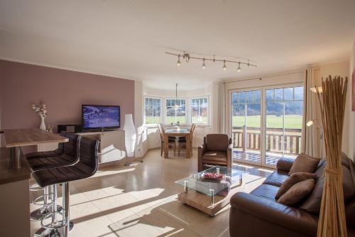 Hochstimmung — 4-Star Luxury Hotel in Farchant, Germany