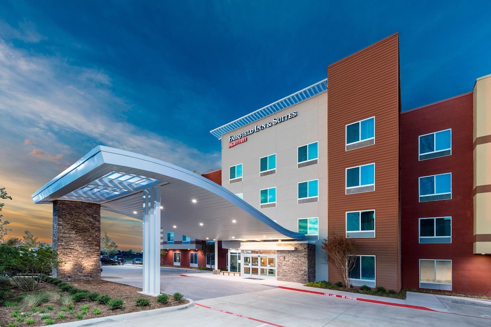 Fairfield Inn & Suites by Marriott Dallas Waxahachie in Waxahachie, United States