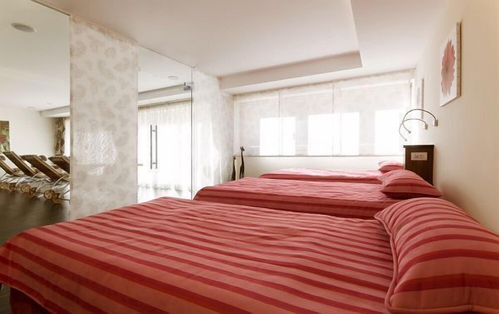 Boutique Kitz Garni — 4-Star Luxury Hotel in Kitzbuehel, Austria