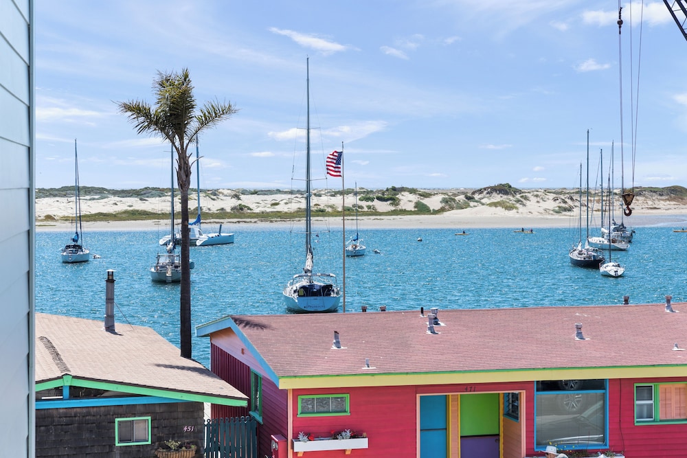 456 Embarcadero Inn & Suites - photo 45