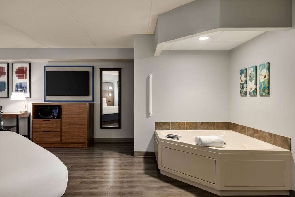 Americinn by Wyndham Lincoln South - photo 15