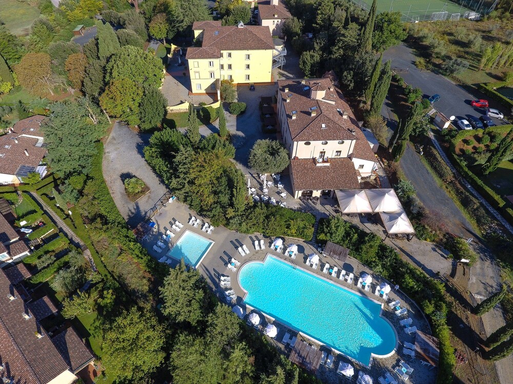 Antico Borgo San Martino — hotel in Riparbella
