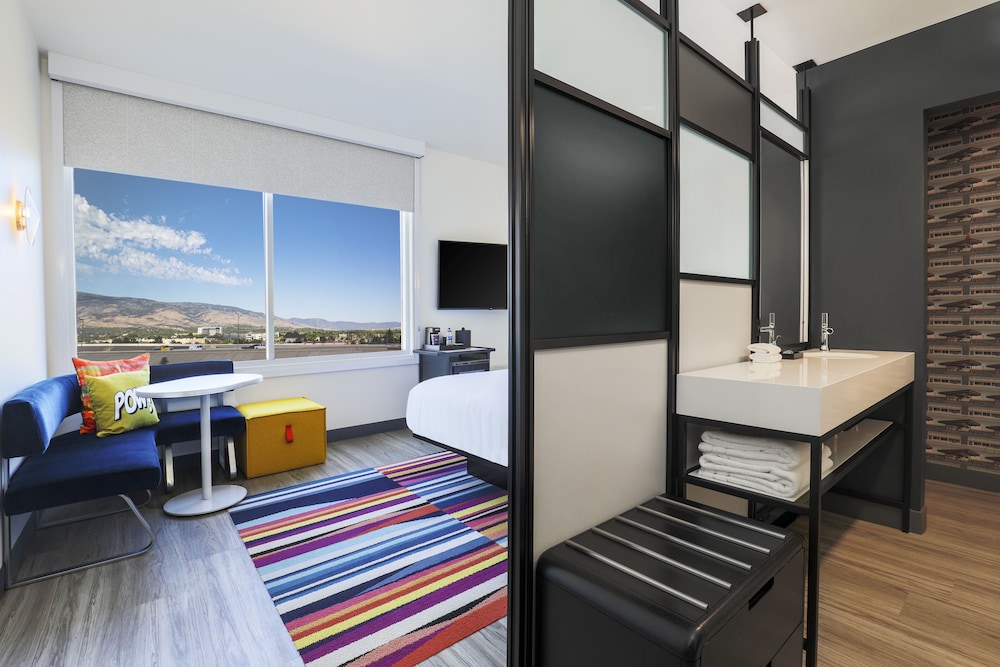 Aloft Omaha Aksarben Village - photo 5