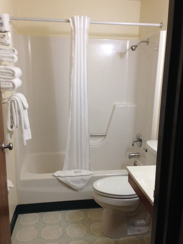 Mobridge Kountry Inn - photo 11